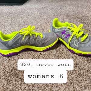Under Armour Womens Shoe, Size 8, Never Worn